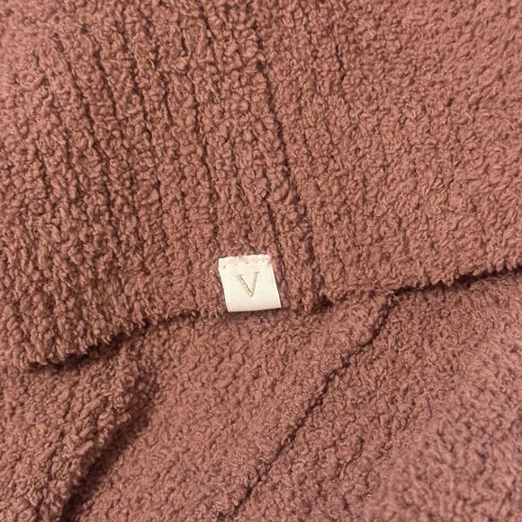 Victoria's Secret Women's Pajama Top Shorts Set Sherpa Fleece Size M - Picture 8 of 14